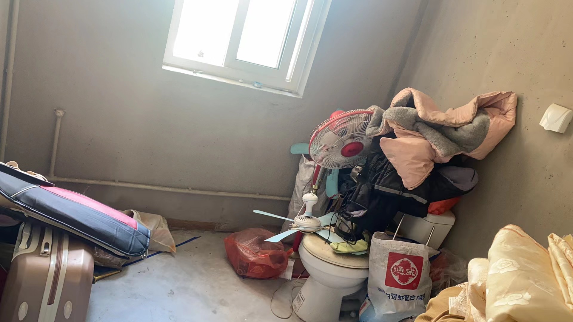 幸福怡居 4室2厅2卫 146.00m&sup2;