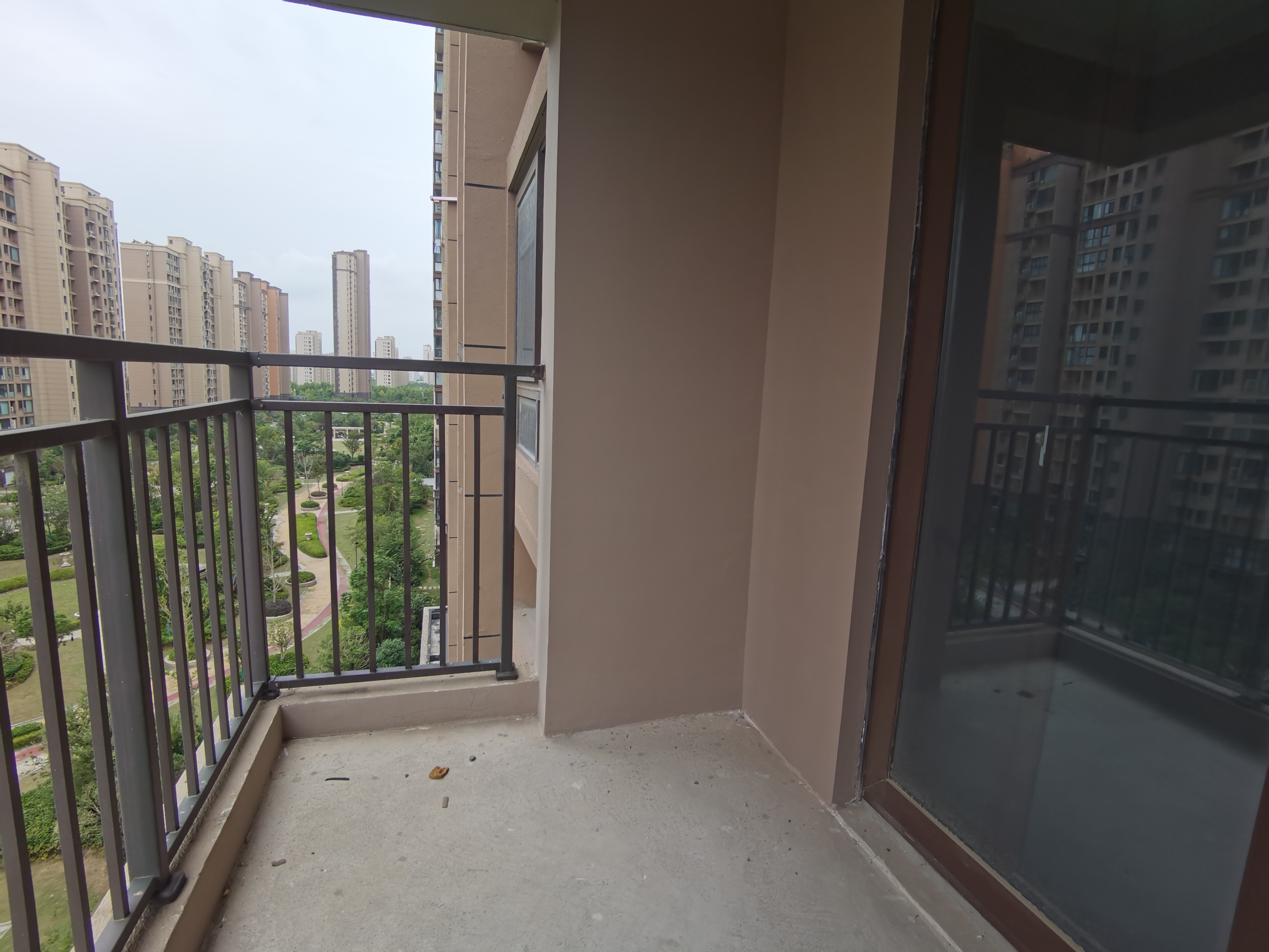 佳源都市 3室2厅2卫 98.22m&sup2;