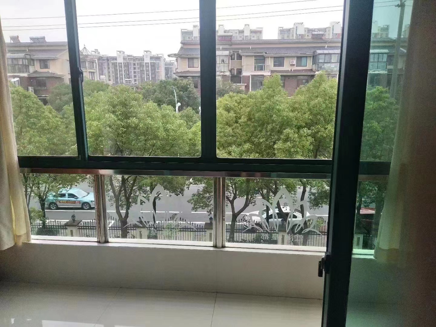 江海皇都私家花园 3室2厅1卫 121.00m&sup2;