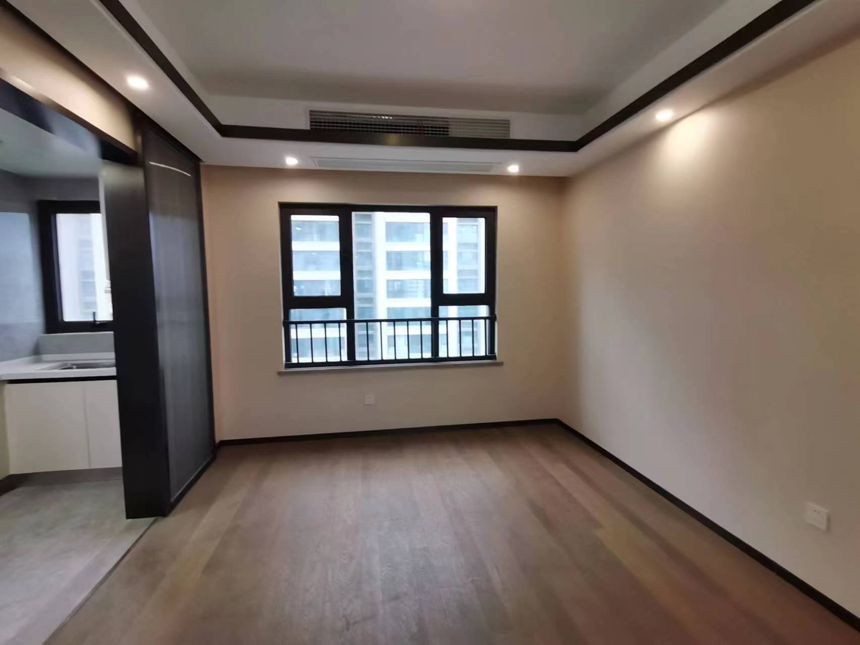 远创东樾 4室2厅2卫 200.90m&sup2;