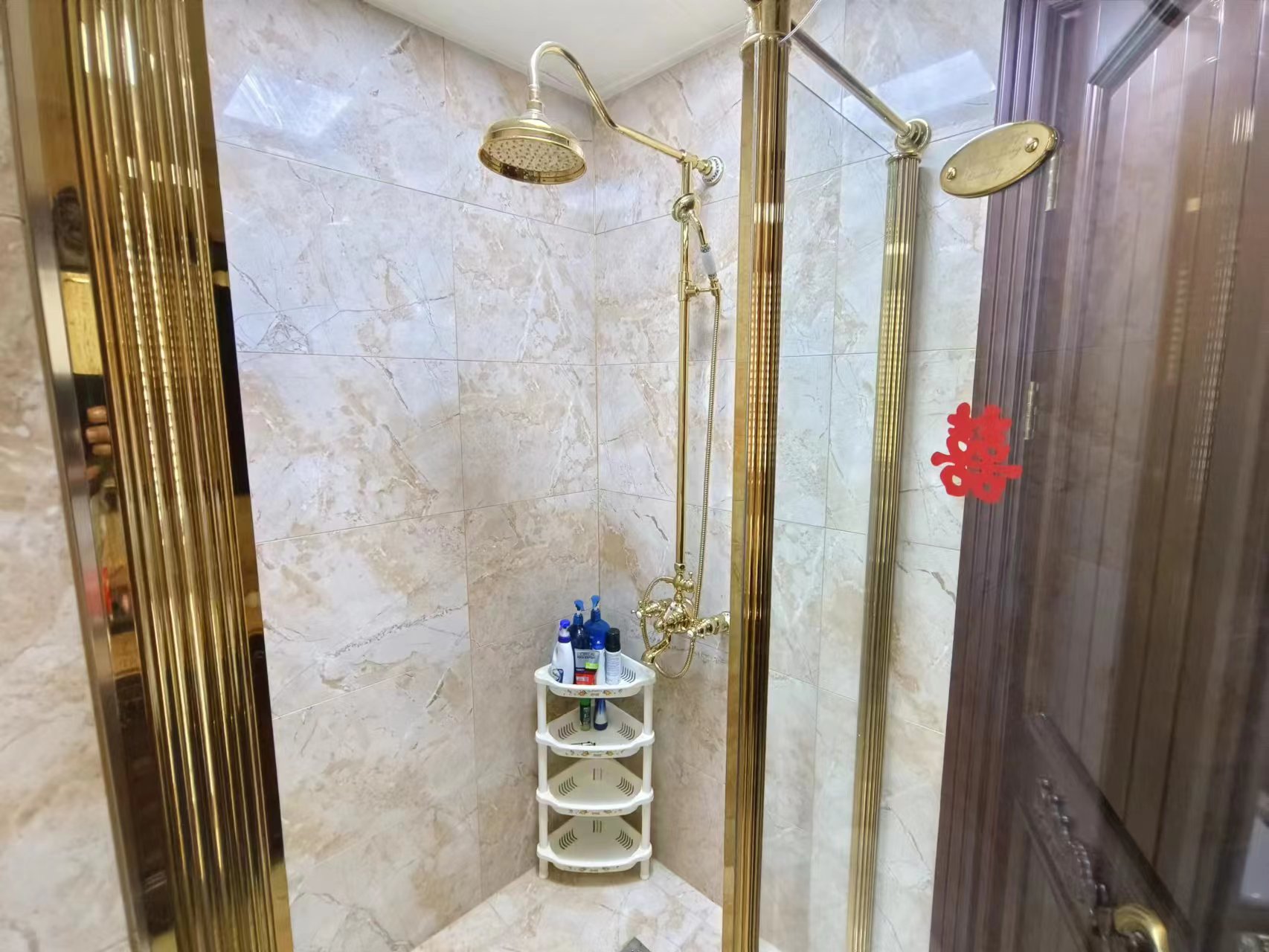 罗福宫 6室2厅3卫 273m&sup2;