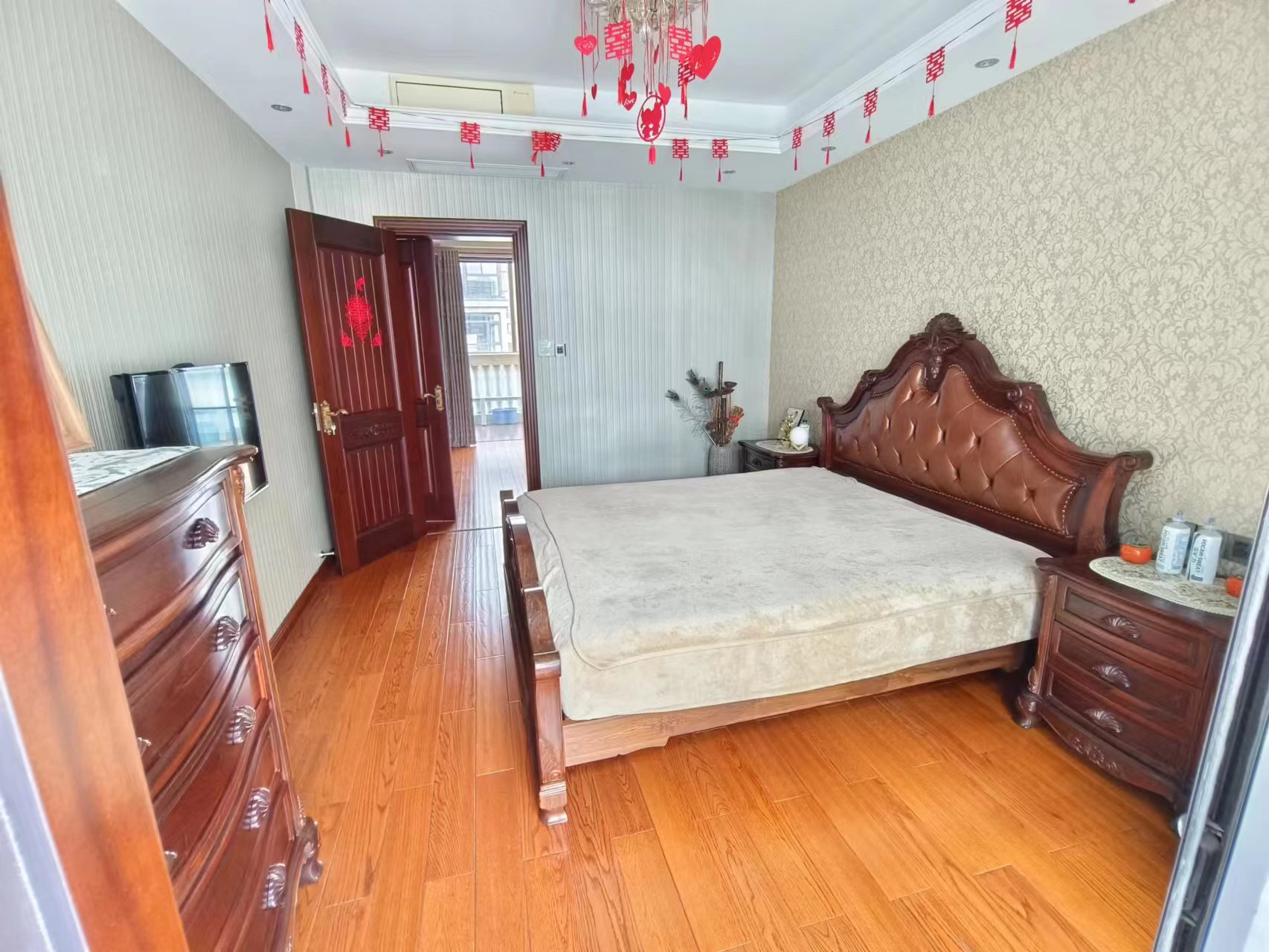罗福宫 6室2厅3卫 273m&sup2;