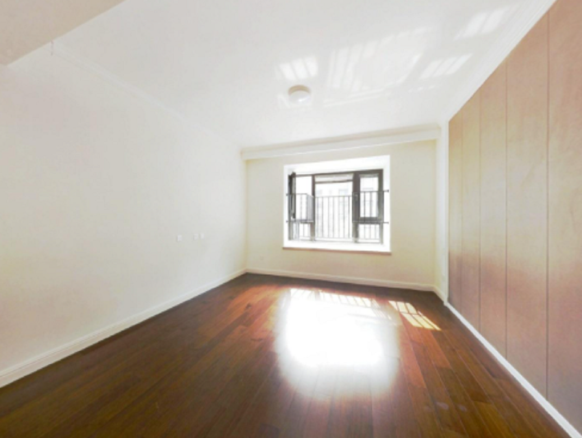 红星天铂 5室2厅2卫 160m²