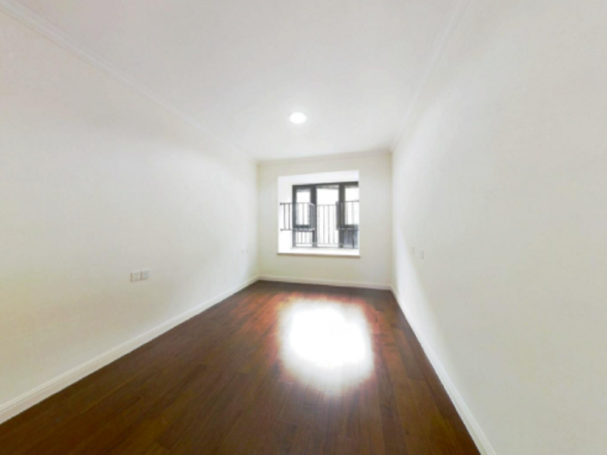 红星天铂 5室2厅2卫 160m²