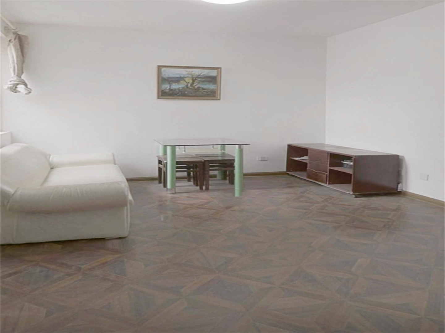 紫东花苑 4室2厅1卫 102.57m&sup2;
