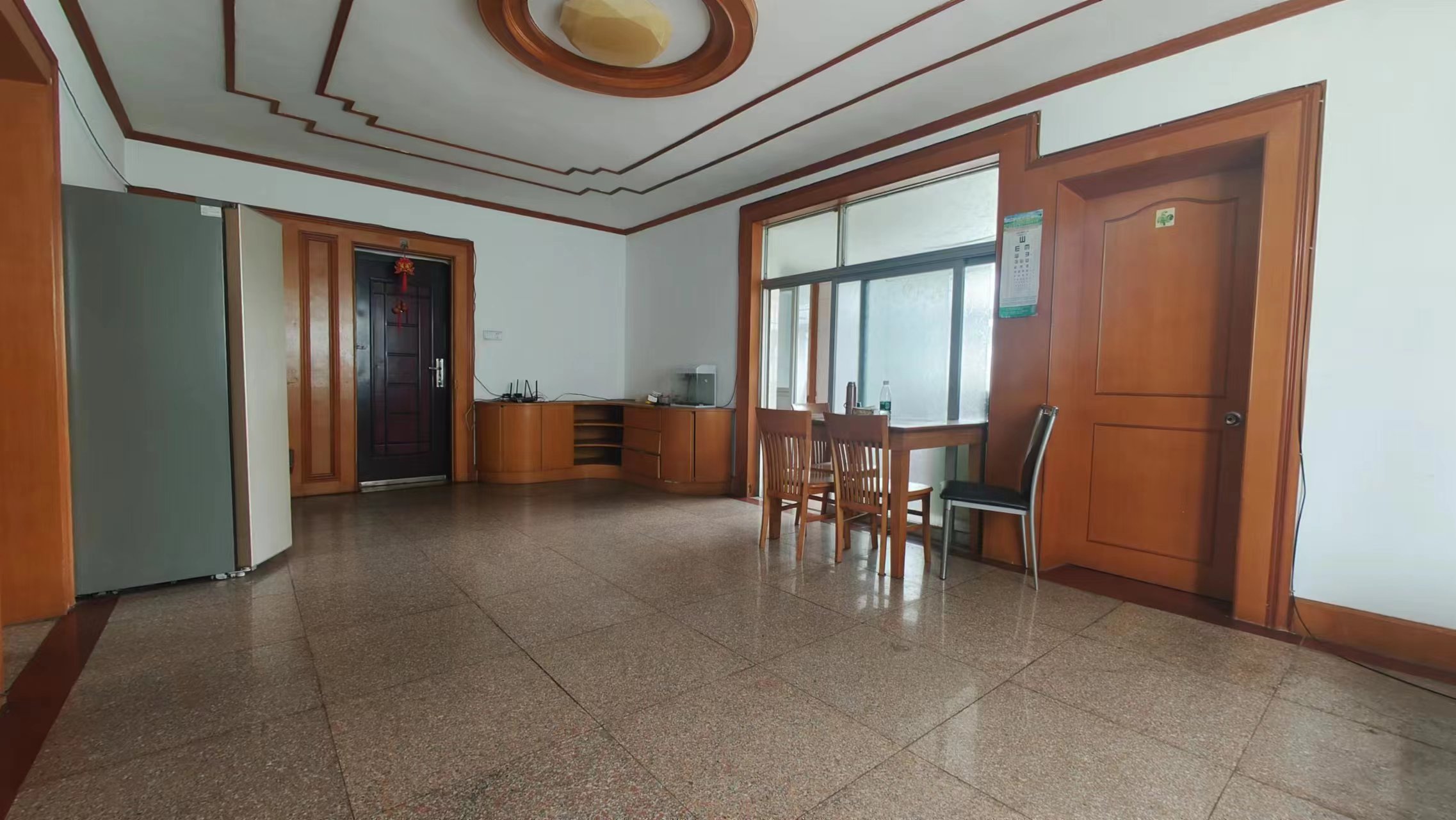 八角亭小区 3室2厅1卫 110m²