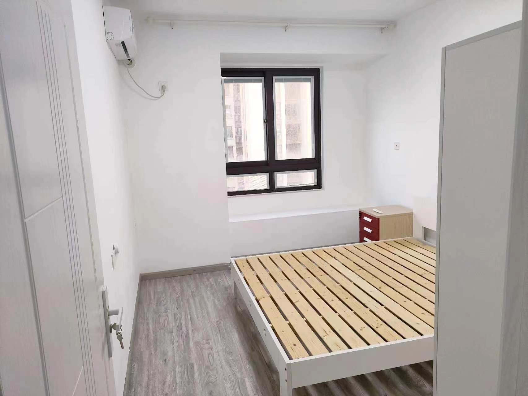 保利香槟国际 2室2厅2卫 100.00m&sup2;