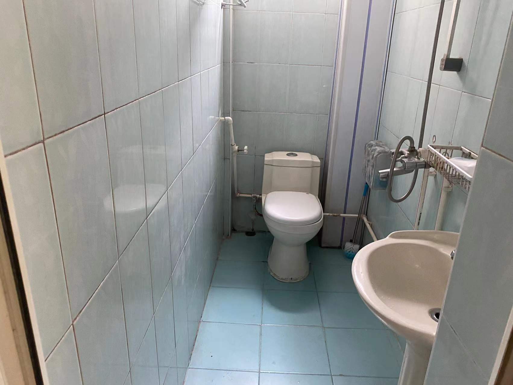 虹桥新村(朝霞路) 1室0厅0卫 56.00m&sup2;