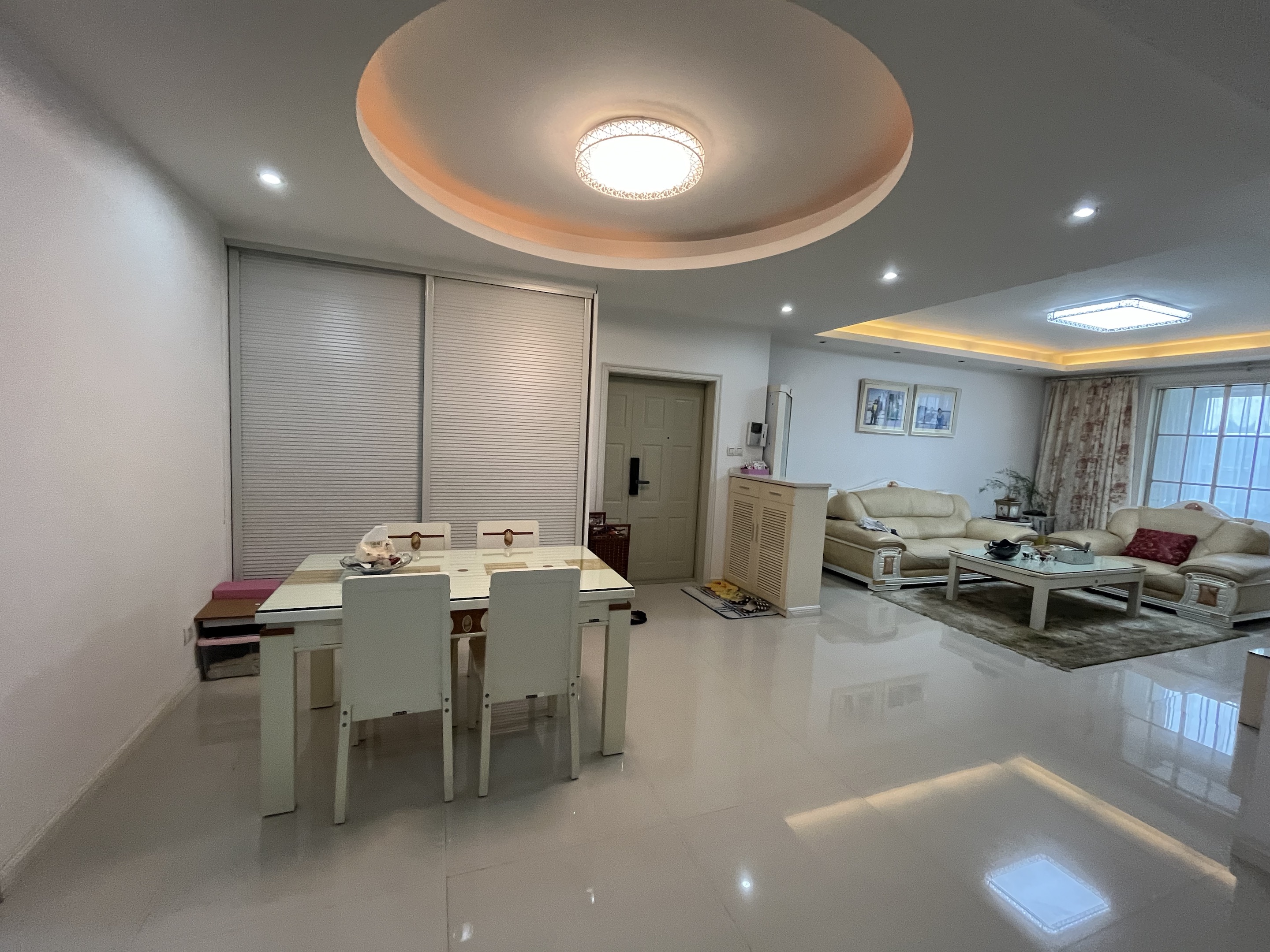 海天大厦 3室2厅1卫 139.3m&sup2;