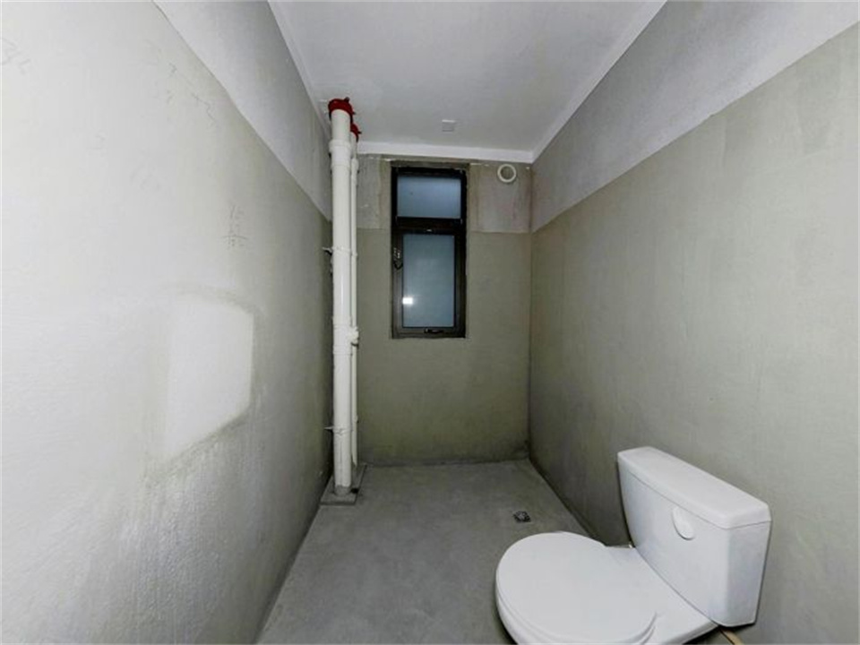 华强城 3室2厅1卫 108m&sup2;