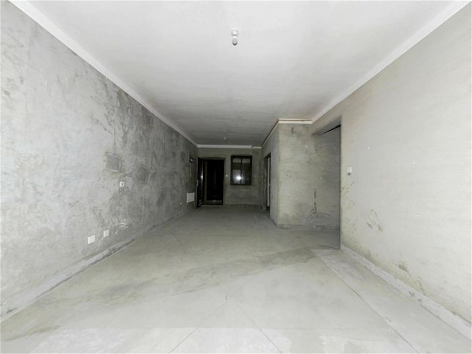 华强城 3室2厅1卫 108m²