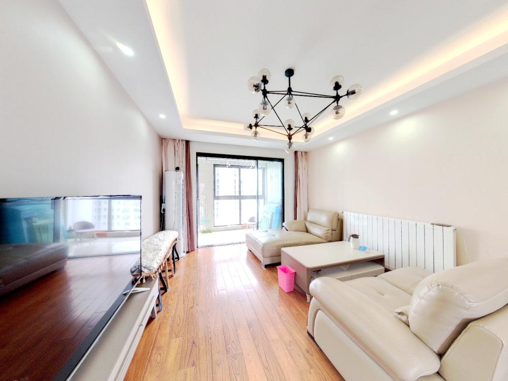 银洲&middot;皇家花园 3室2厅2卫 132.00m&sup2;