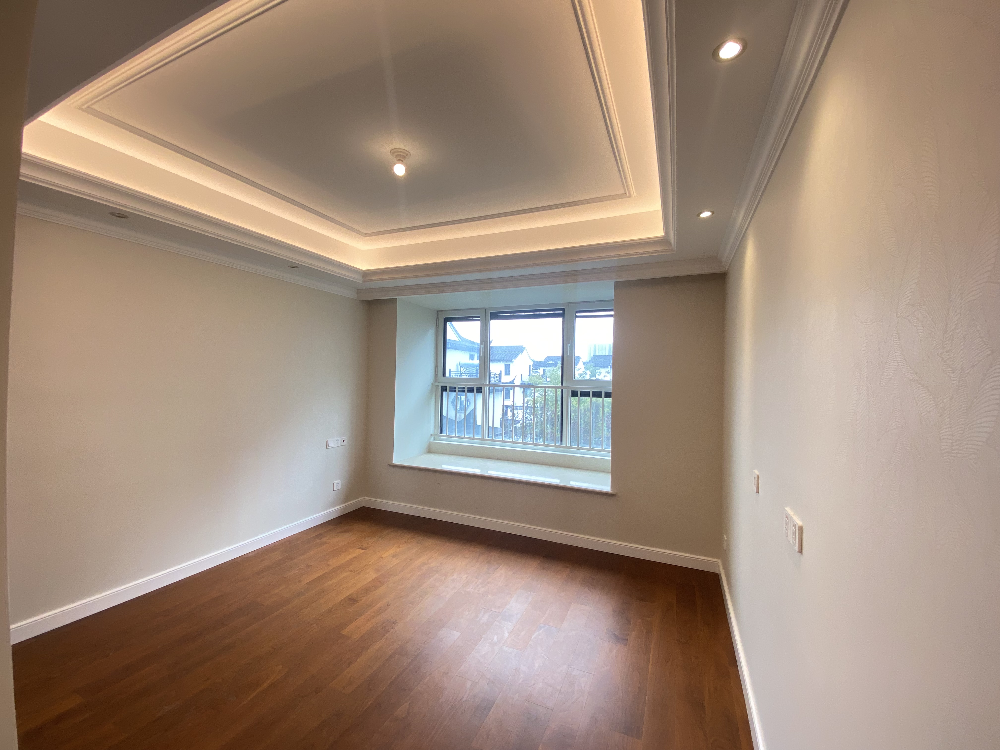 融创盛和九里桃源 4室2厅2卫 143m&sup2;
