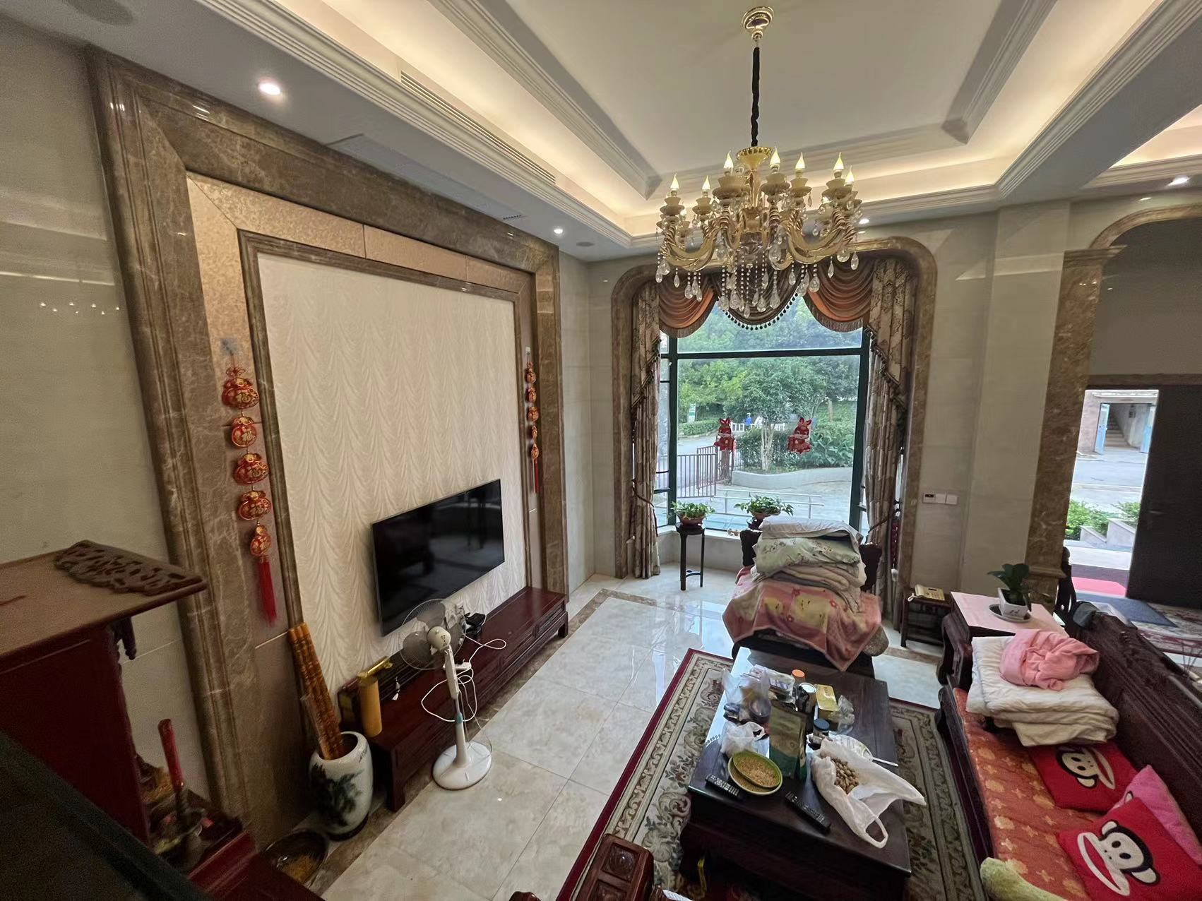 金和家园 5室2厅2卫 400.00m²
