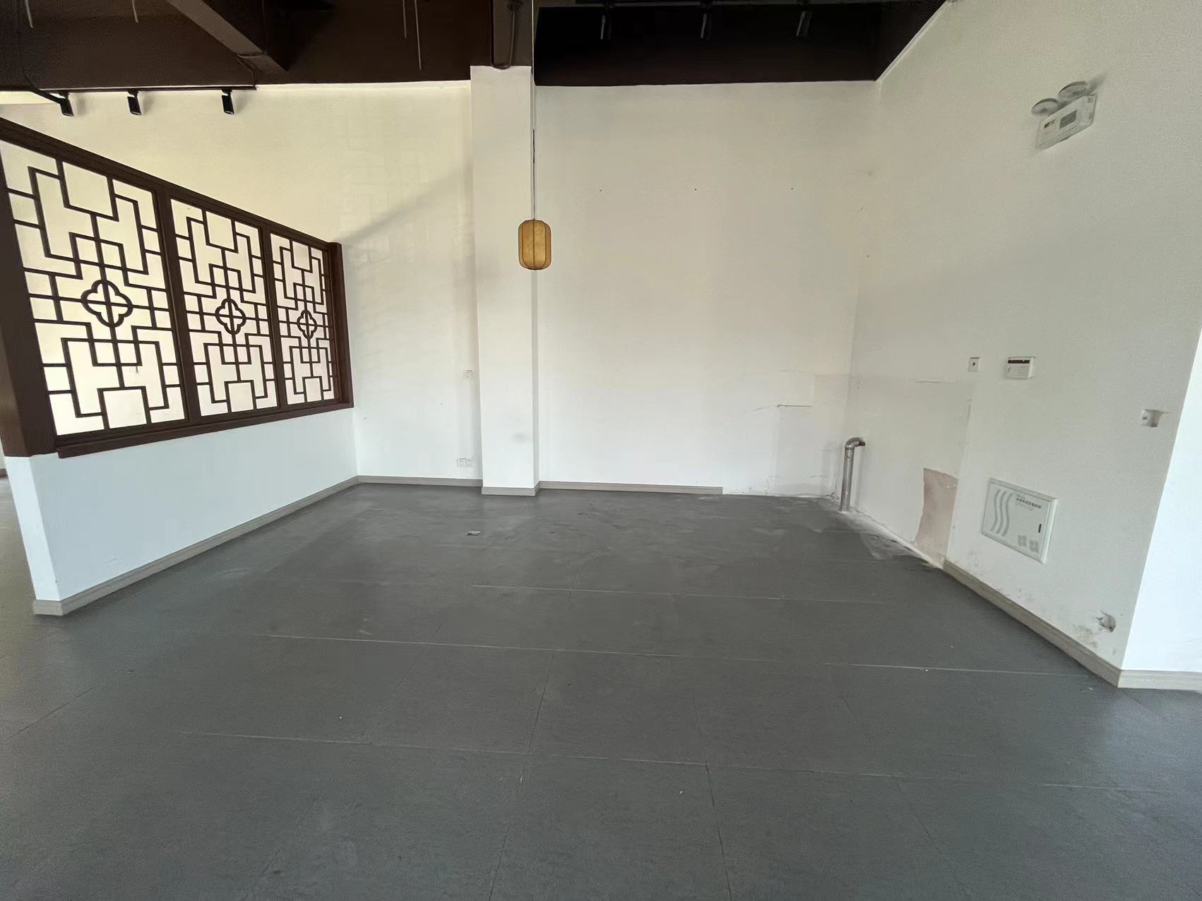 珑府 1室1厅1卫 123m²