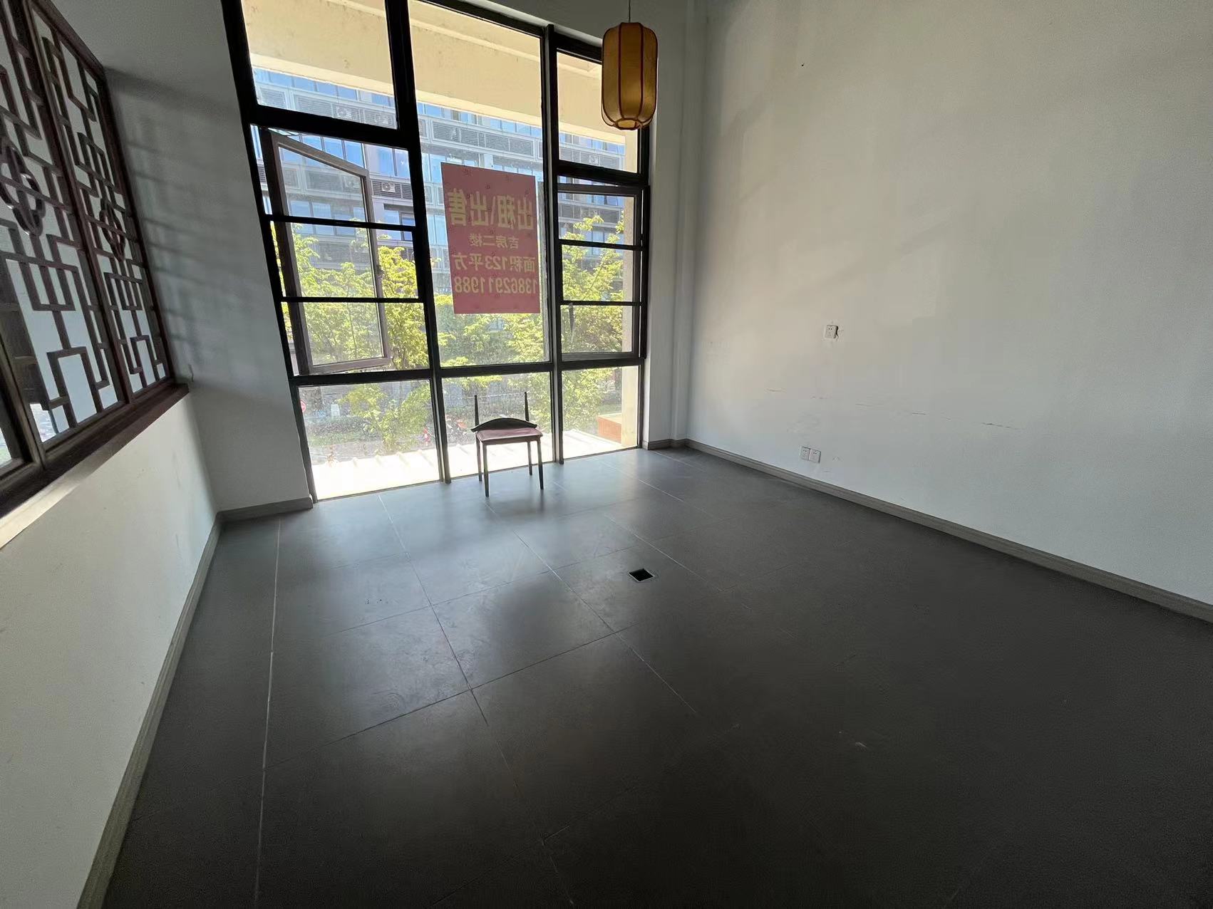 珑府 1室1厅1卫 123m²