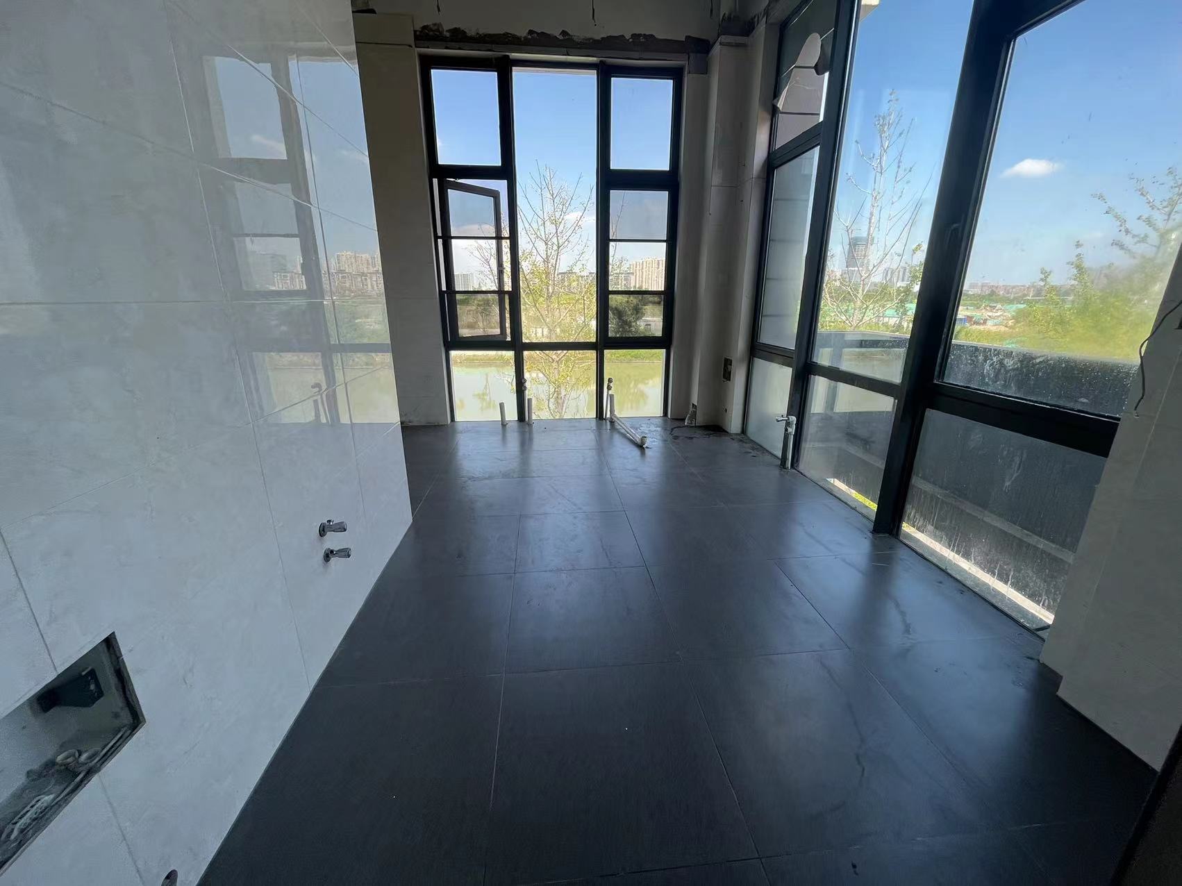 珑府 1室1厅1卫 123m²