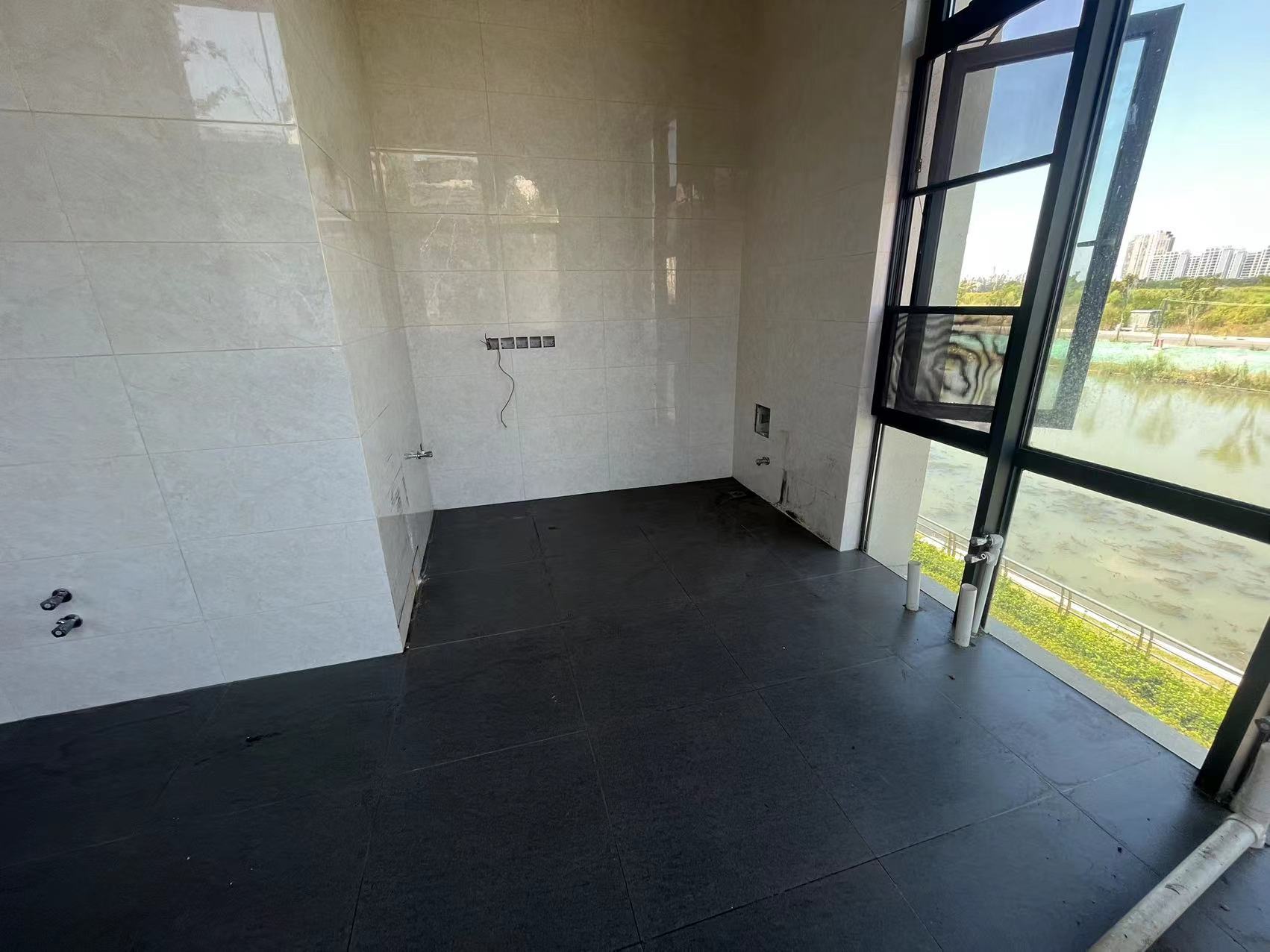 珑府 1室1厅1卫 123m²