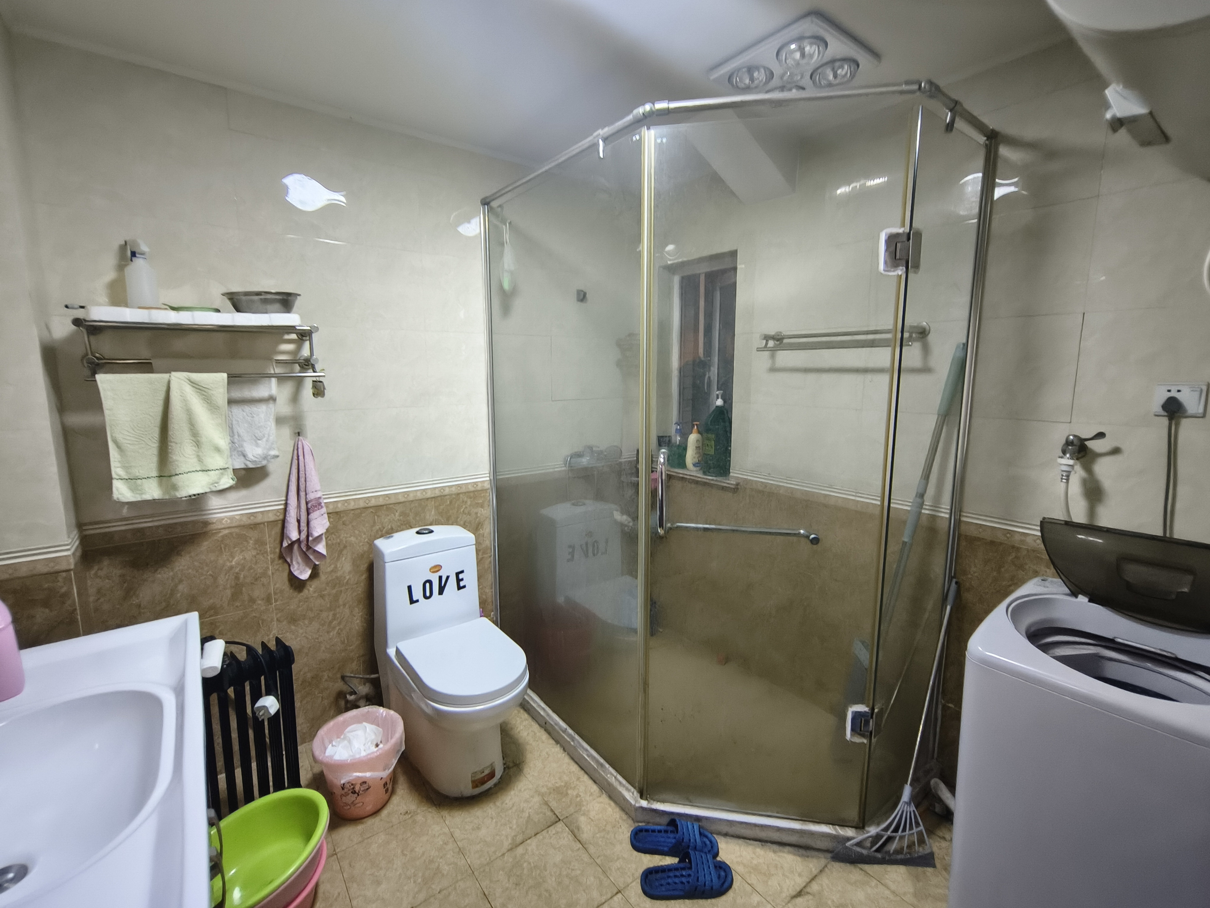 金霞南苑南区 4室2厅2卫 160.00m&sup2;
