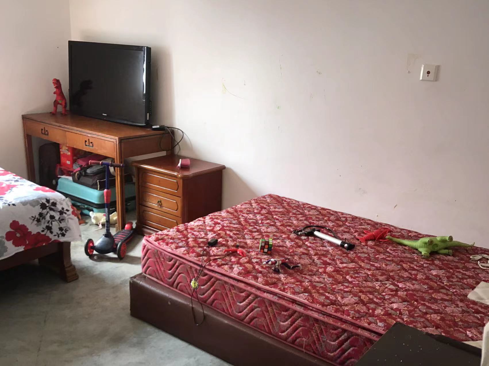 外滩花苑 3室2厅1卫 115m²