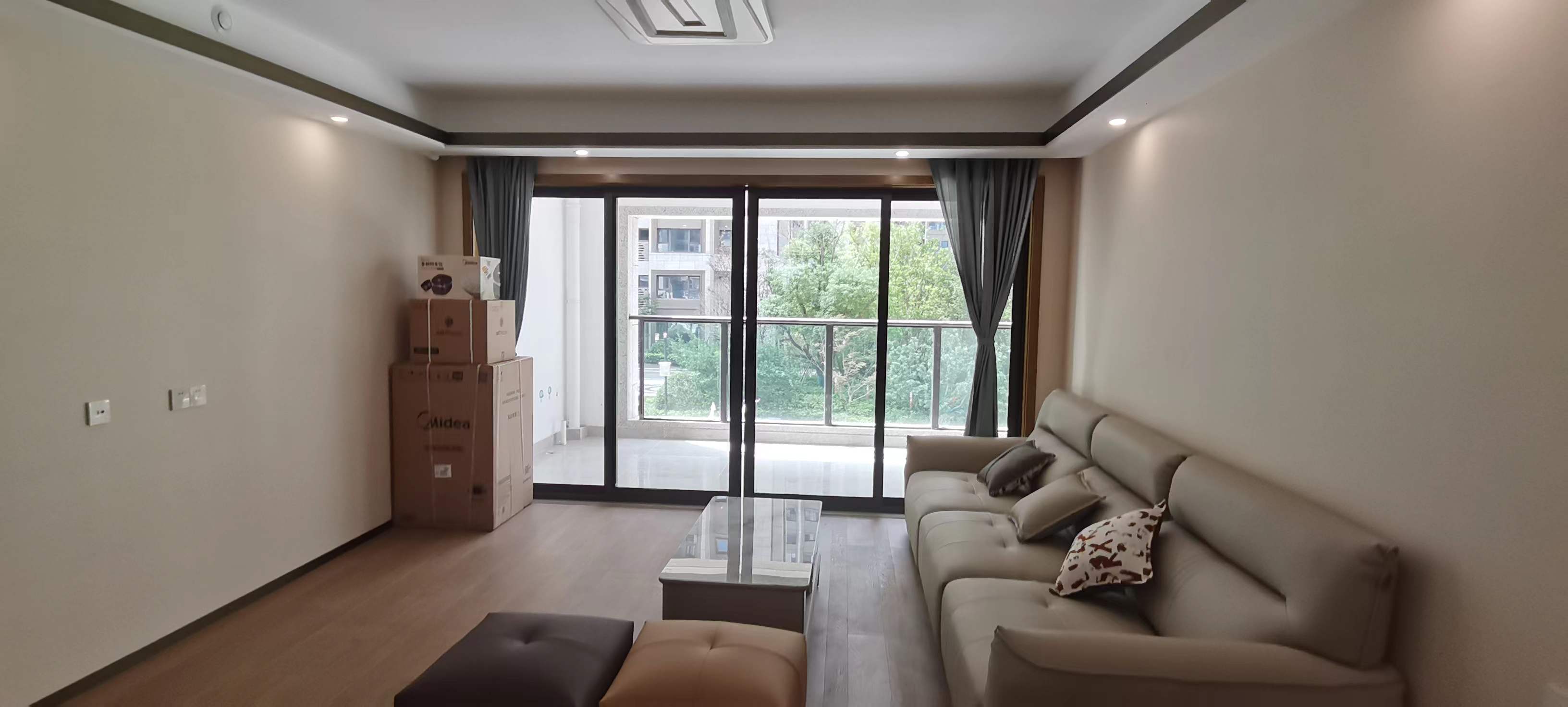 远创东樾 4室2厅2卫 155m&sup2;