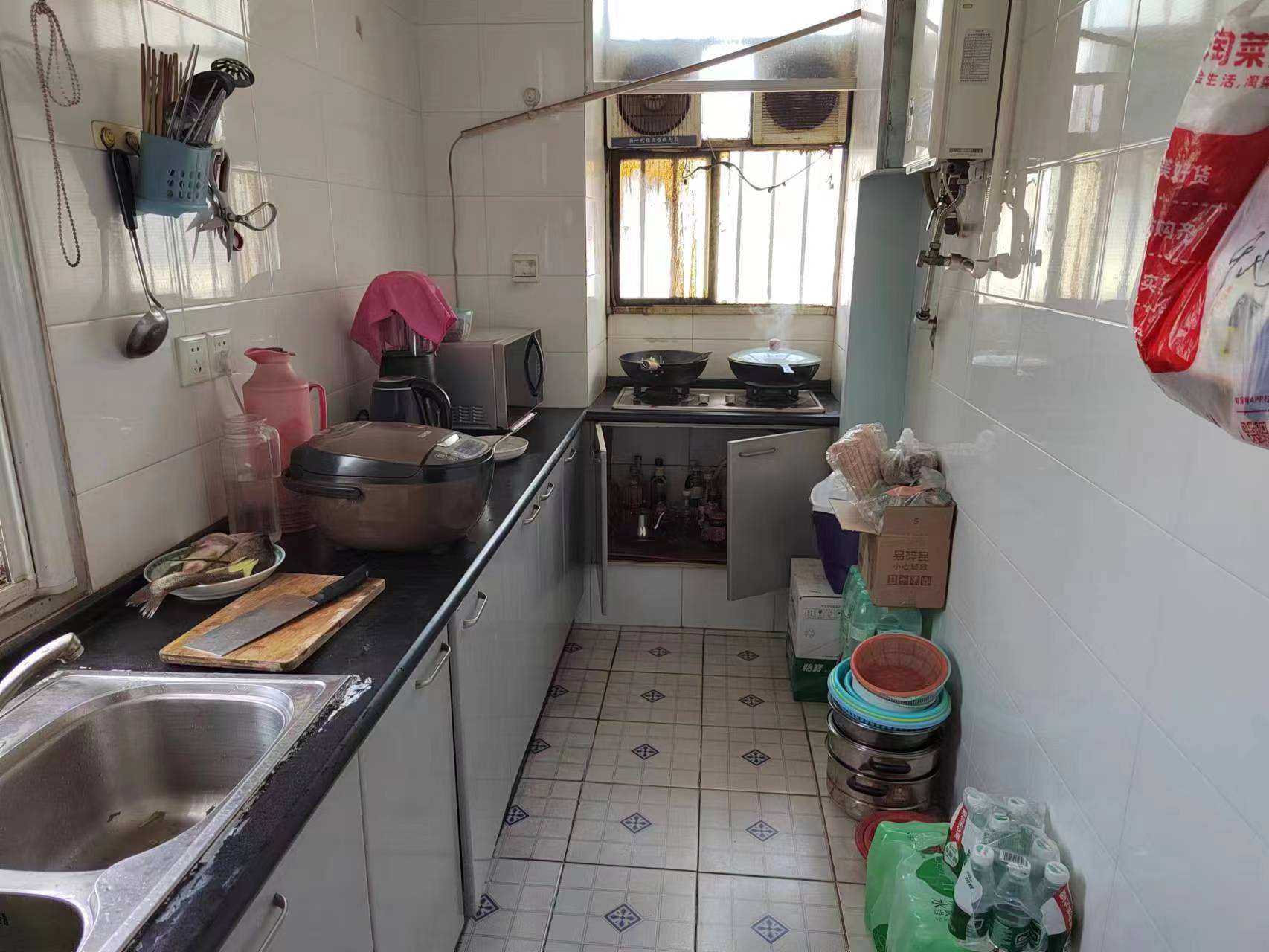 万象新路 2室1厅1卫 65m&sup2;