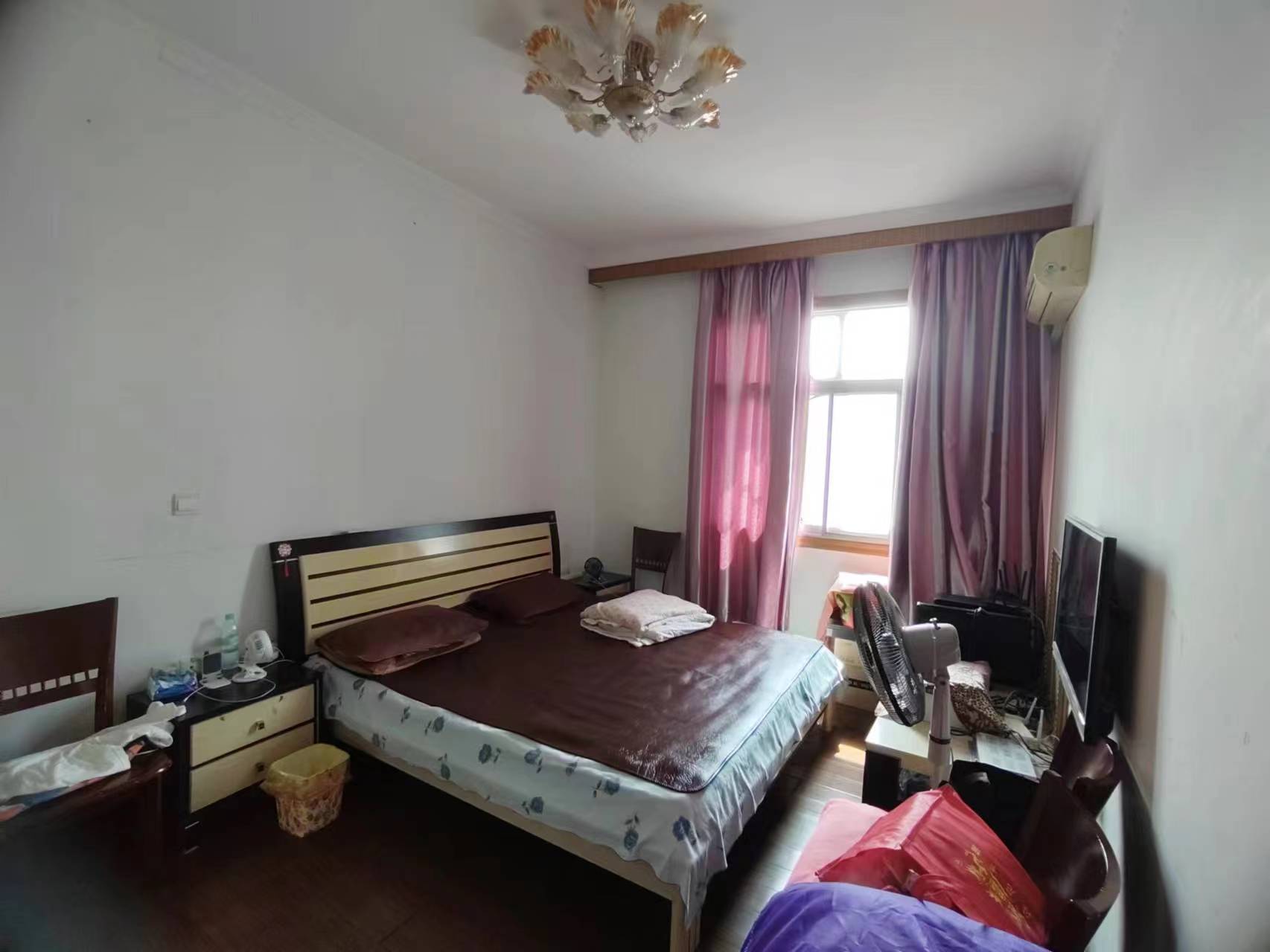 万象新路 2室1厅1卫 65m&sup2;