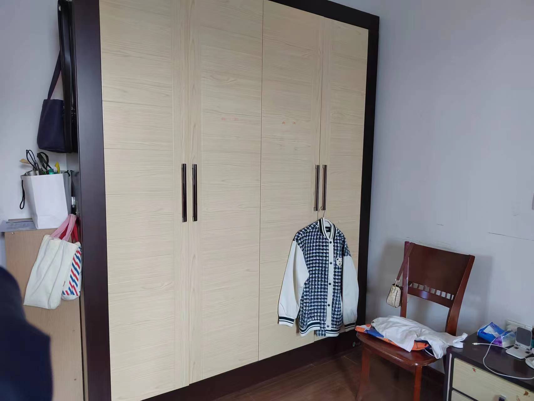 万象新路 2室1厅1卫 65m&sup2;