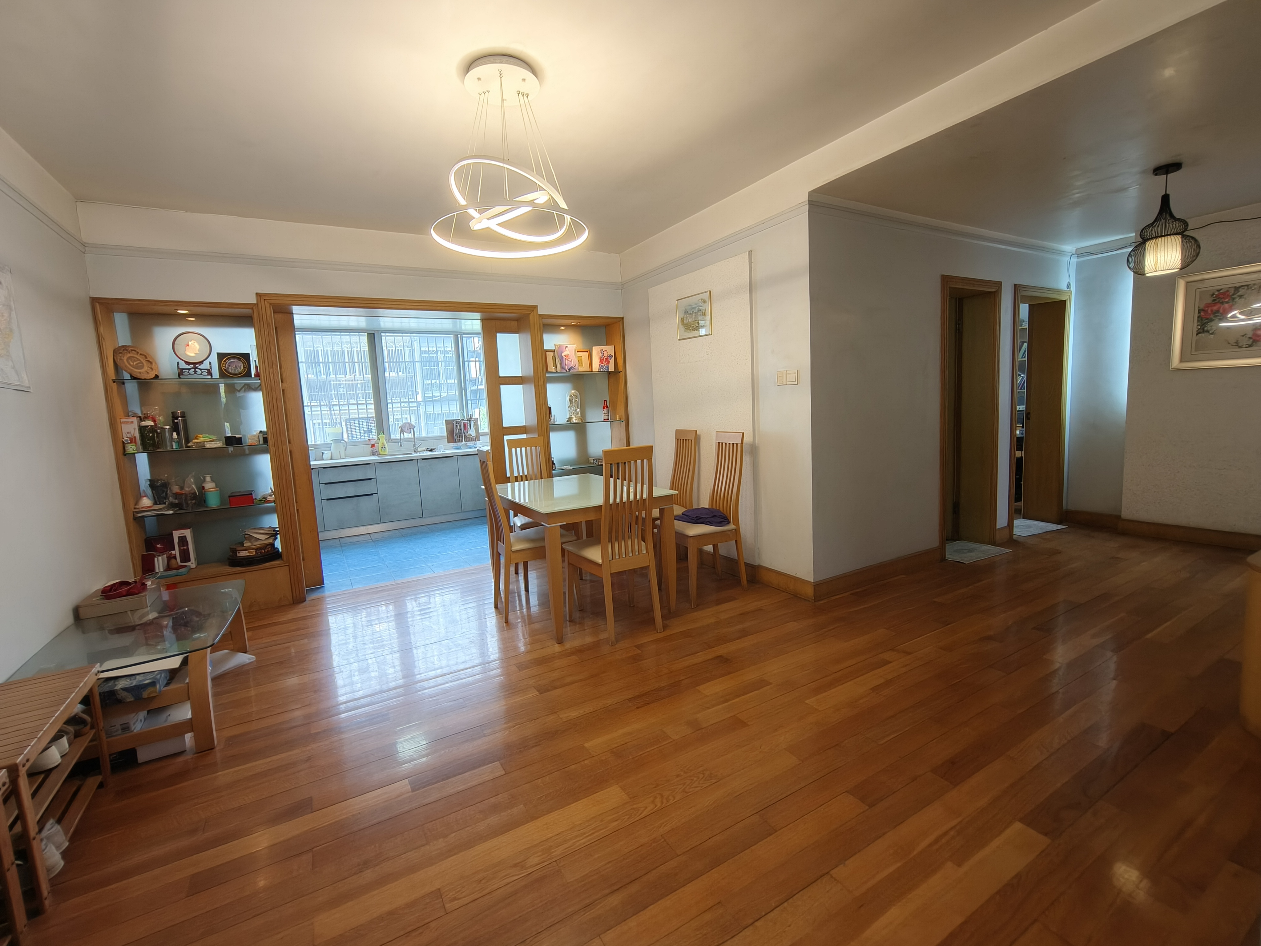 新海通花园 3室2厅2卫 124m²