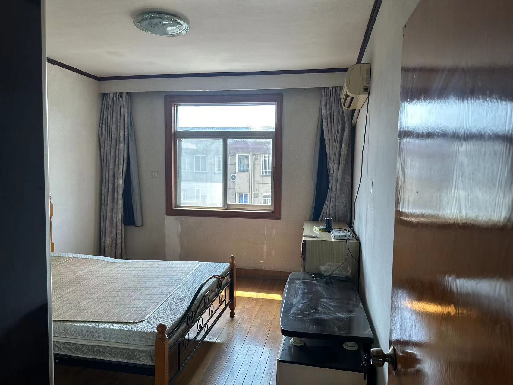 城南二村 2室1厅1卫 70m&sup2;