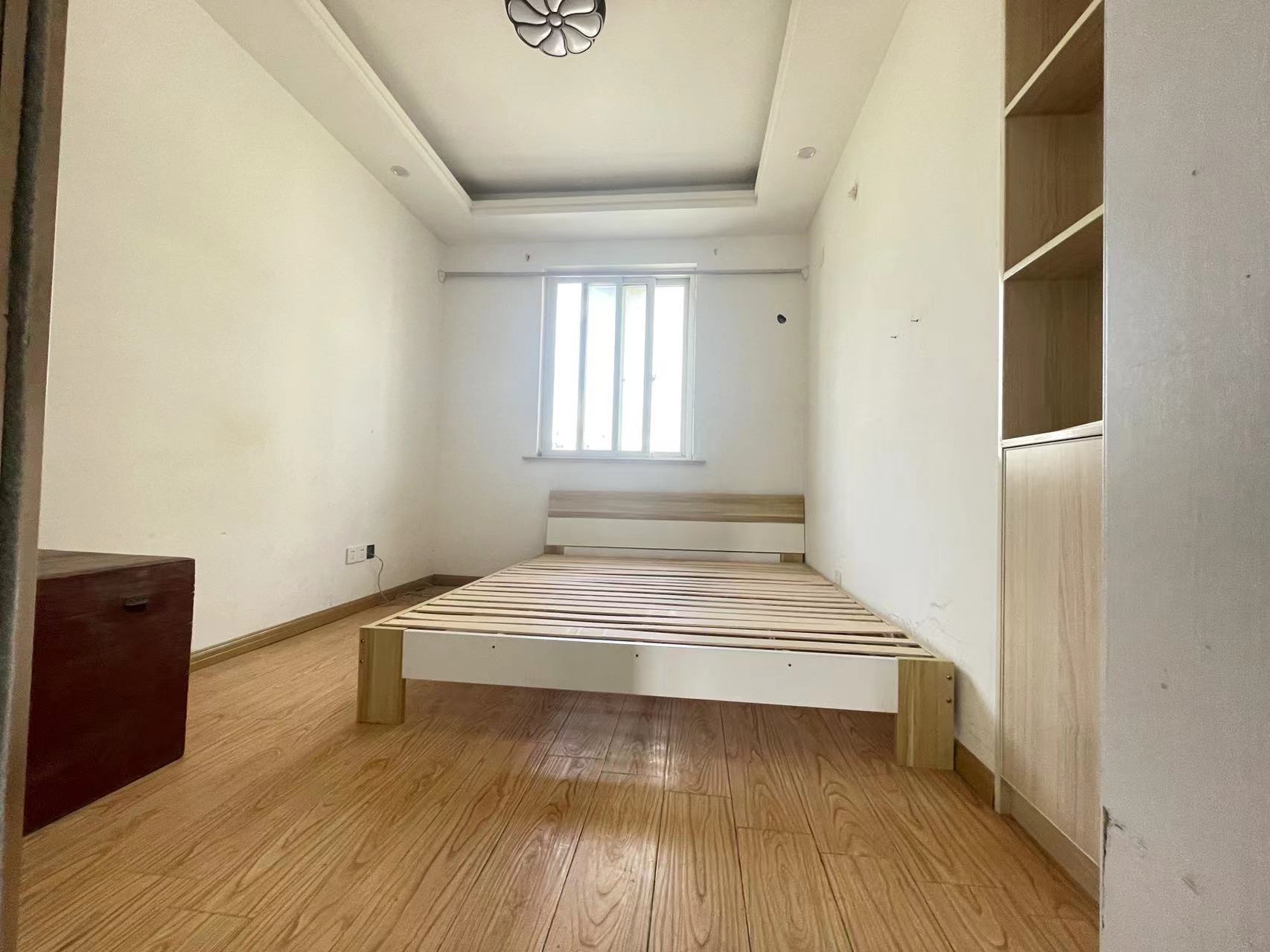 金欣佳园B区 3室2厅1卫 130m&sup2;