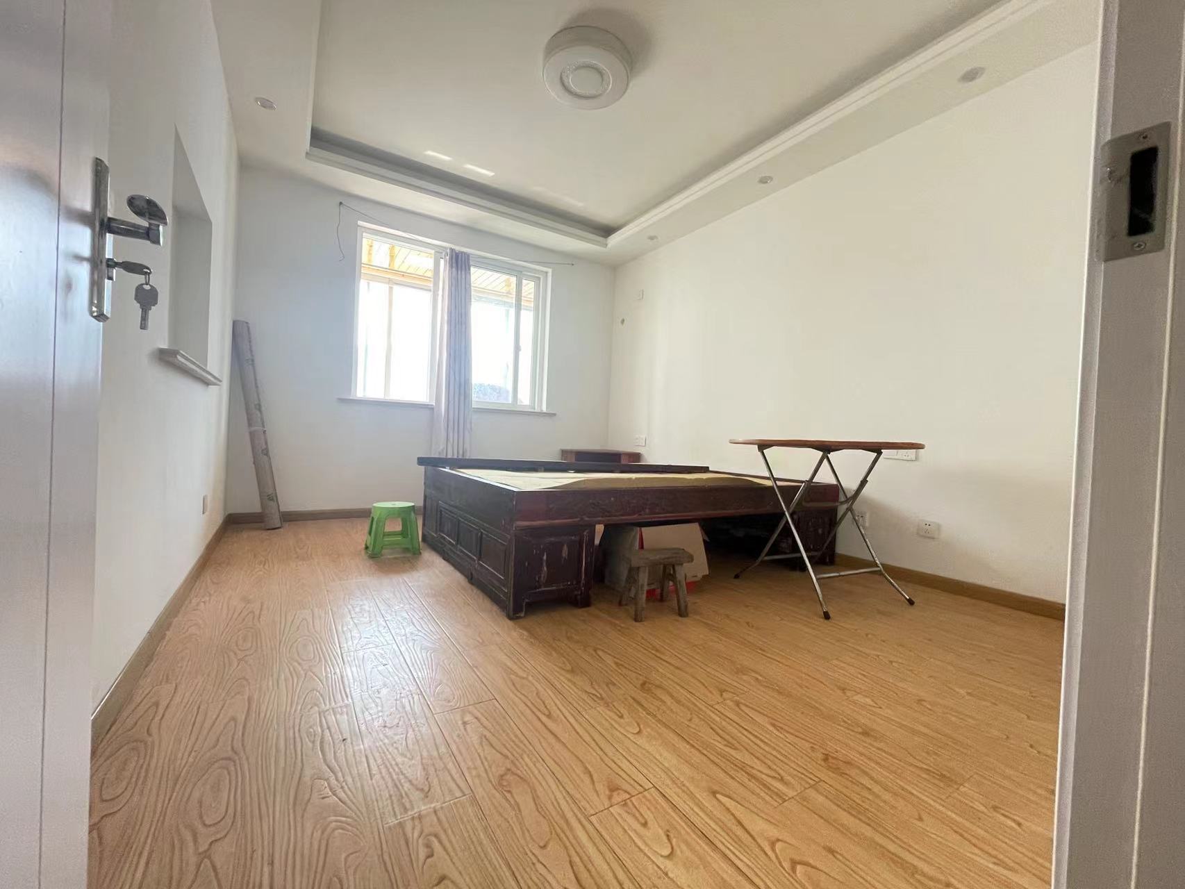 金欣佳园B区 3室2厅1卫 130m&sup2;