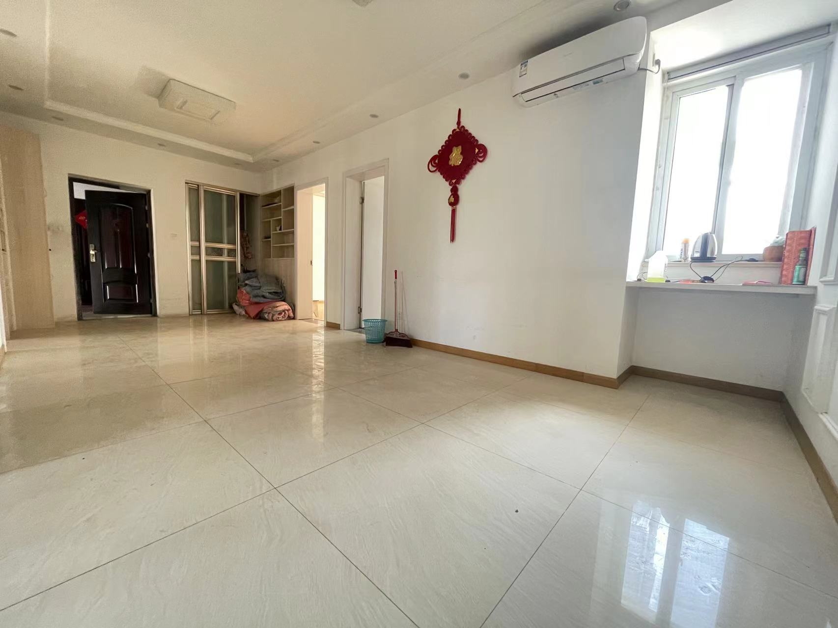 金欣佳园B区 3室2厅1卫 130m&sup2;