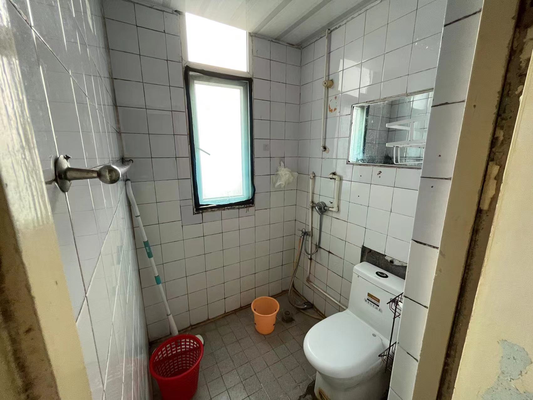 光明西村 2室1厅1卫 65.67m&sup2;