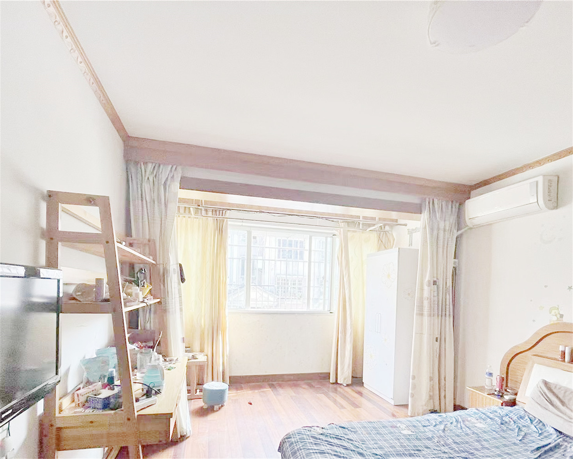 海港新村 3室2厅1卫 86.00m&sup2;