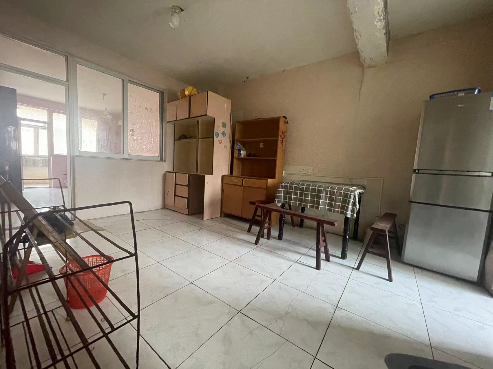 市民广场 1室1厅1卫 53m²