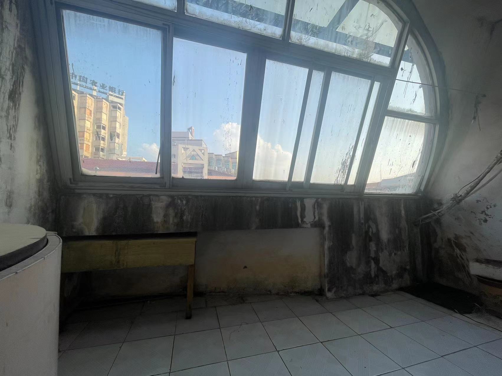 市民广场 1室1厅1卫 53m²