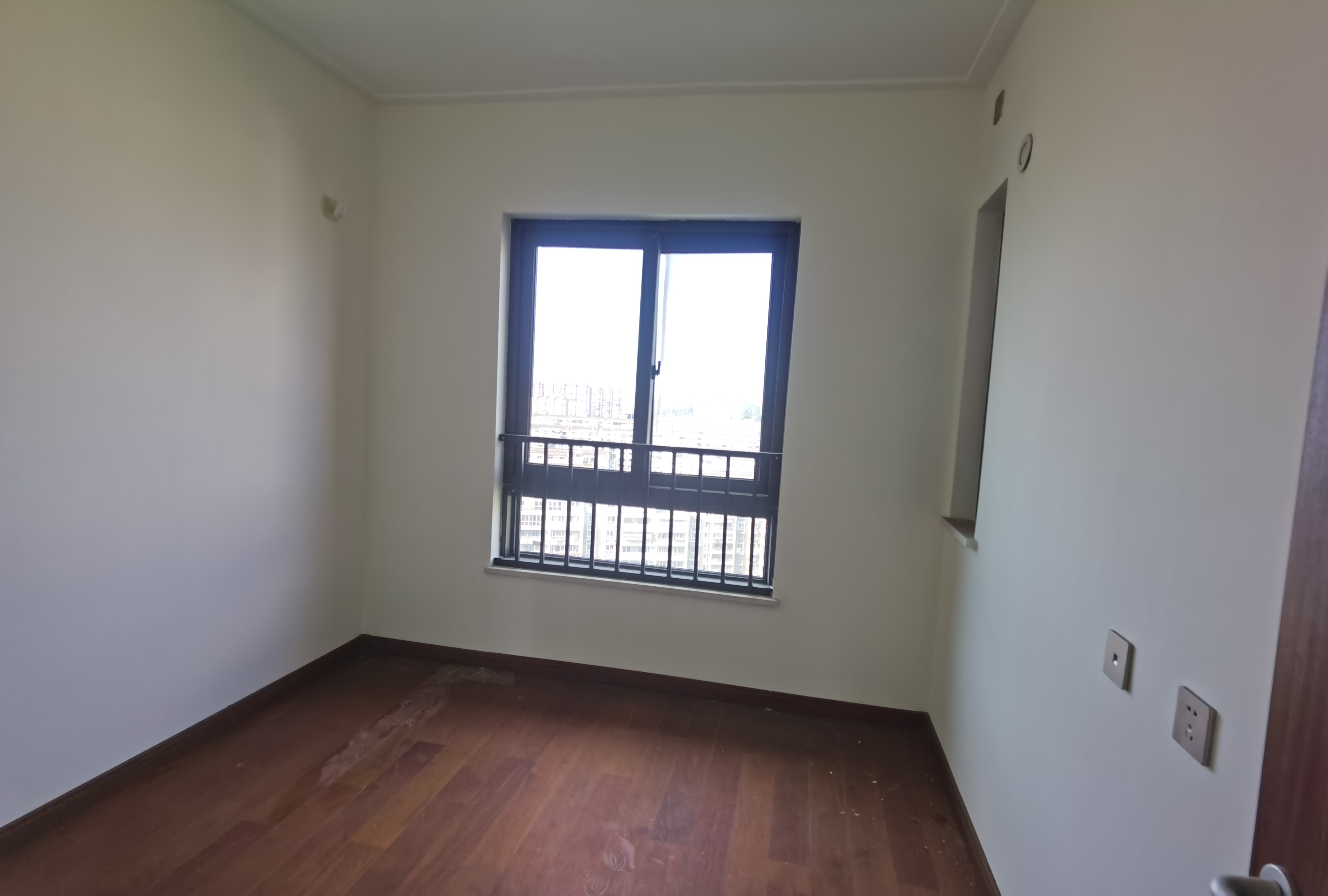中南万科大都会 3室2厅2卫 125m&sup2;