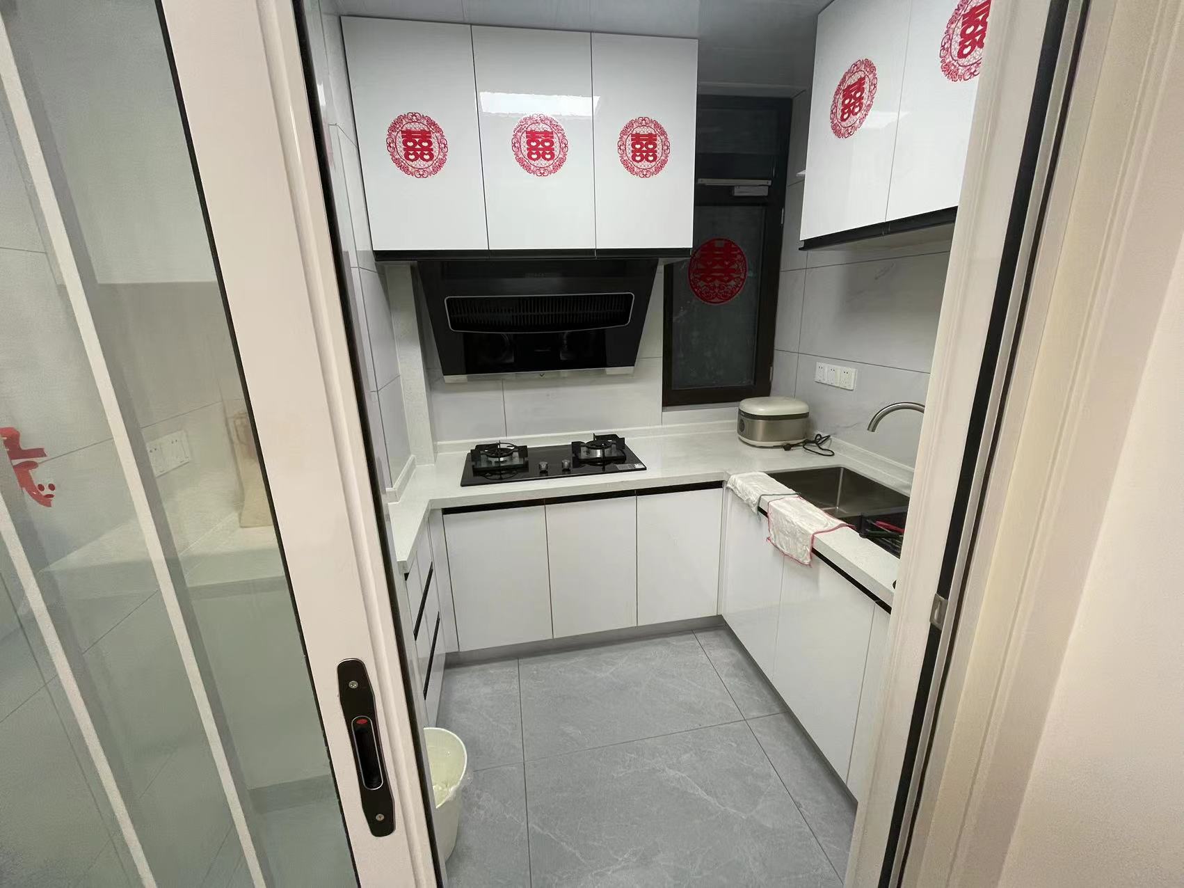 绿地新里城 3室2厅1卫 91m&sup2;