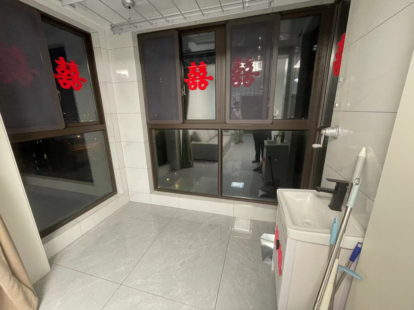 绿地新里城 3室2厅1卫 91m&sup2;