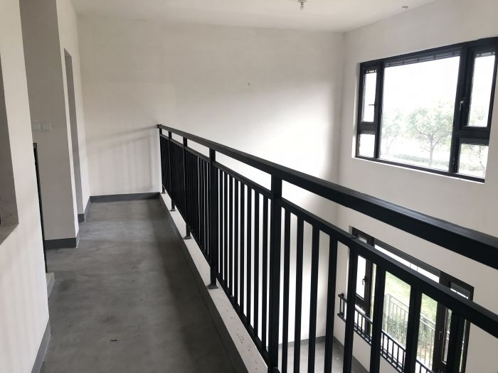 春风南岸东园 5室2厅3卫 204.00m&sup2;