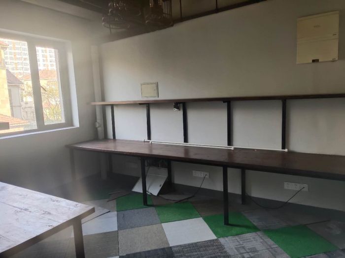 金河名人世家 5室2厅3卫 302.00m&sup2;