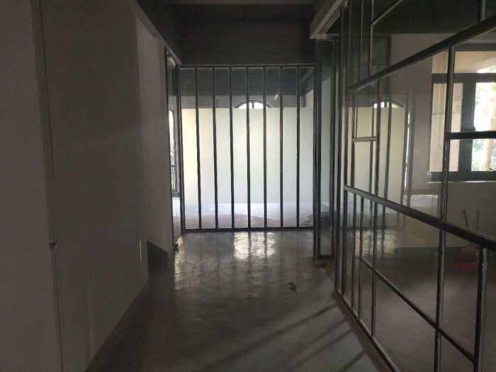 金河名人世家 5室2厅3卫 302.00m&sup2;