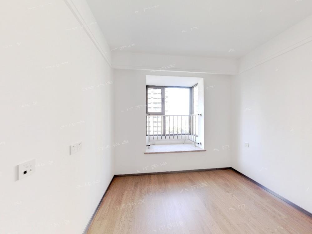湖悦云境 3室2厅2卫 118m&sup2;