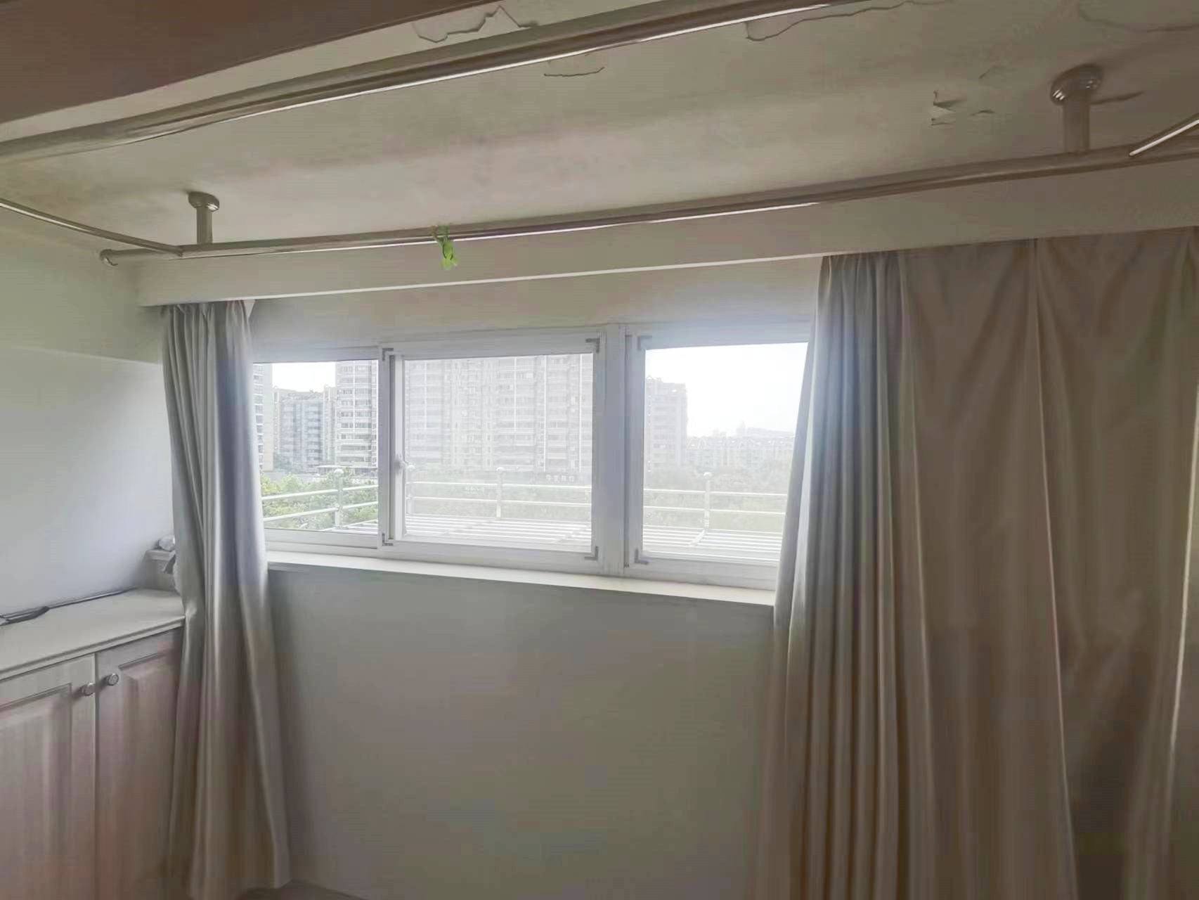 天勤家园 3室2厅2卫 110m&sup2;