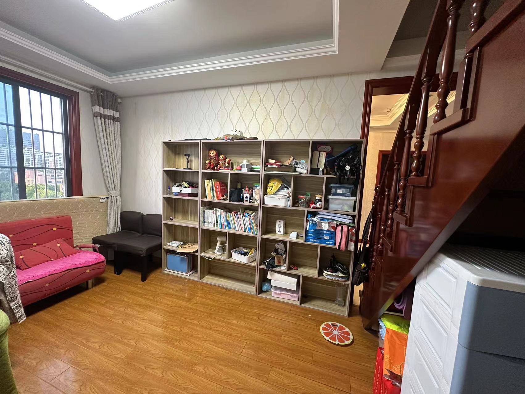 金色城邦 4室2厅2卫 135m&sup2;