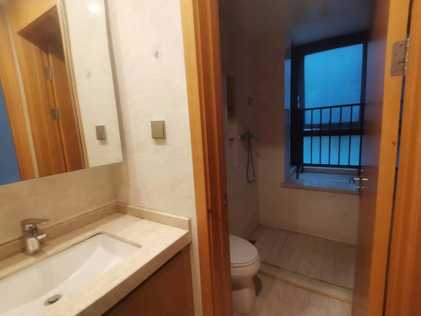 中南熙悦(南通经济技术开发区) 4室2厅2卫 122m&sup2;