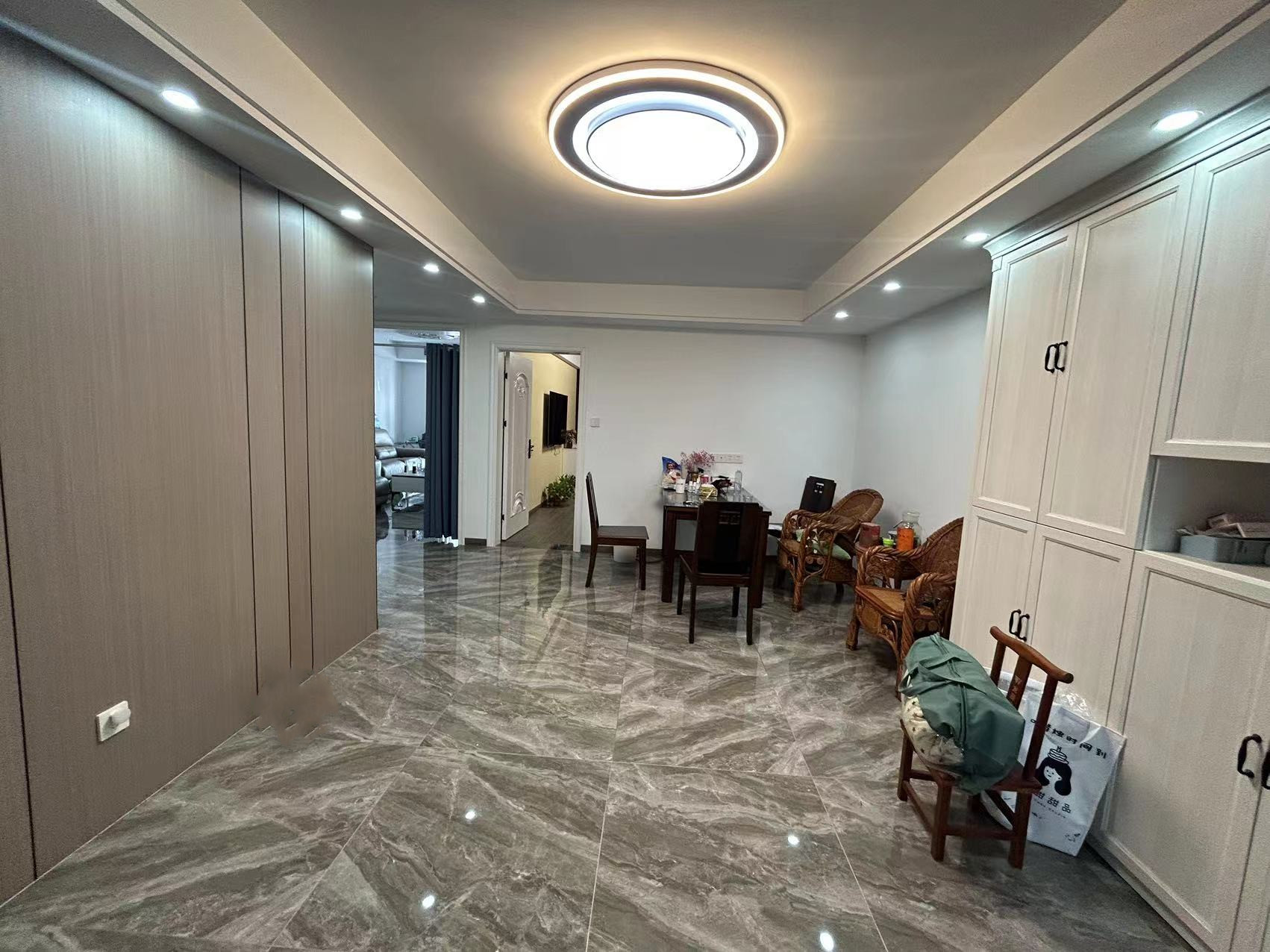 汇富花苑 3室2厅2卫 155m&sup2;
