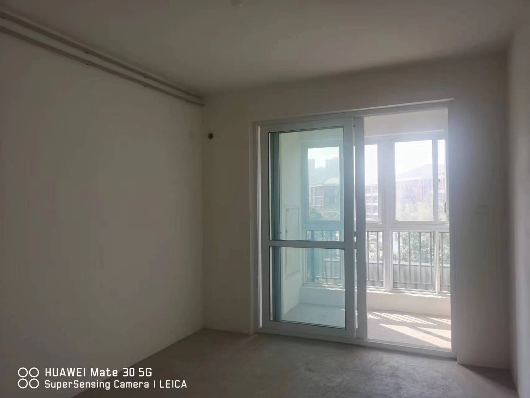 江畔花苑 2室2厅1卫 98m&sup2;