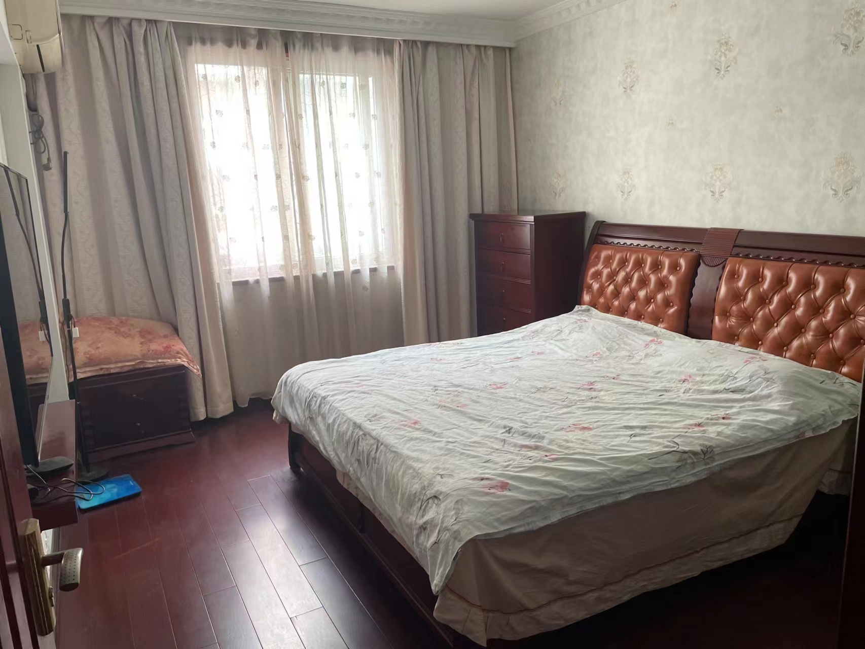 瑞丰花园 3室2厅2卫 129m&sup2;